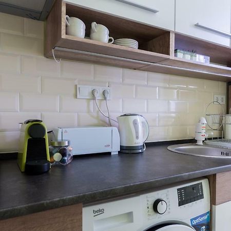 Jungle Design Apartment Будапеща Екстериор снимка