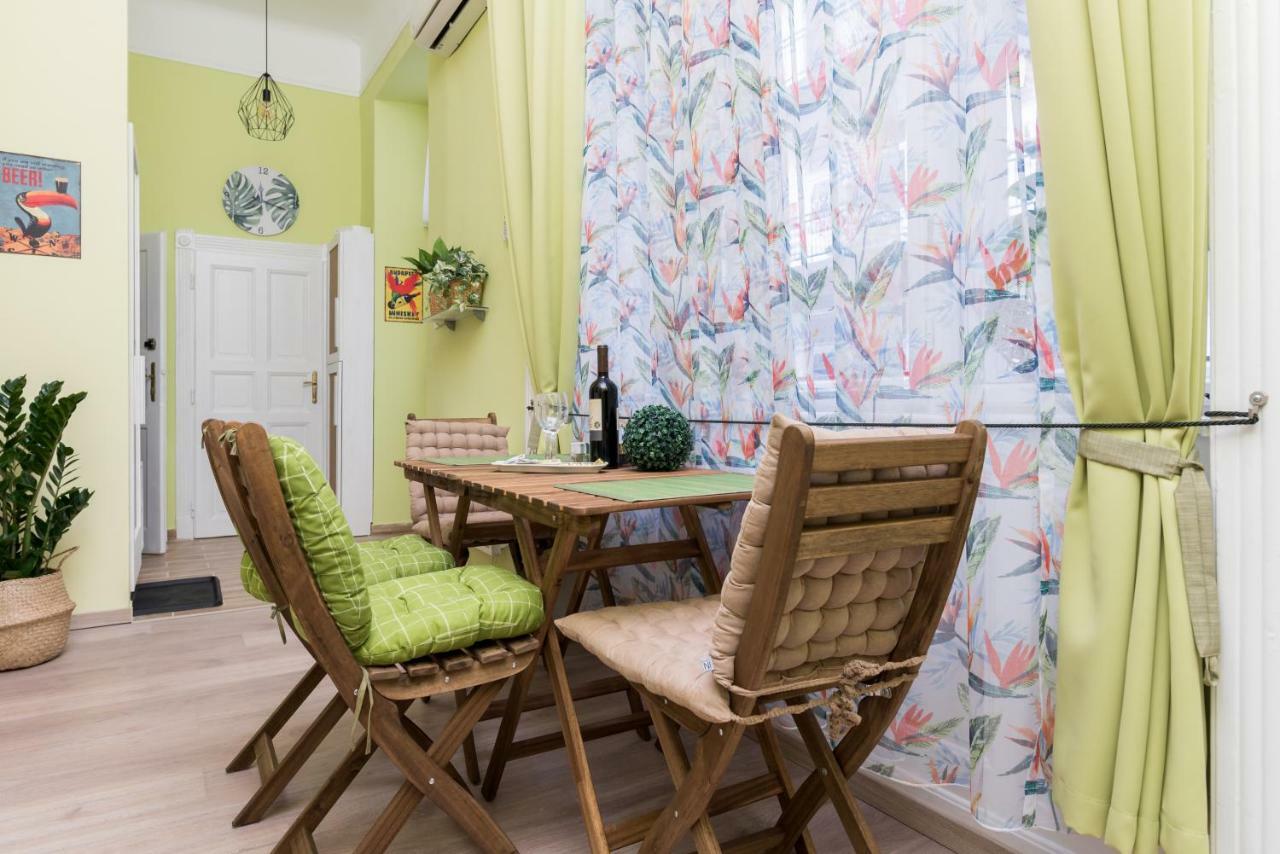 Jungle Design Apartment Будапеща Екстериор снимка